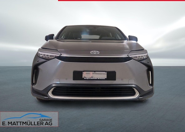 Vehicle image 9 Vehicle image 9