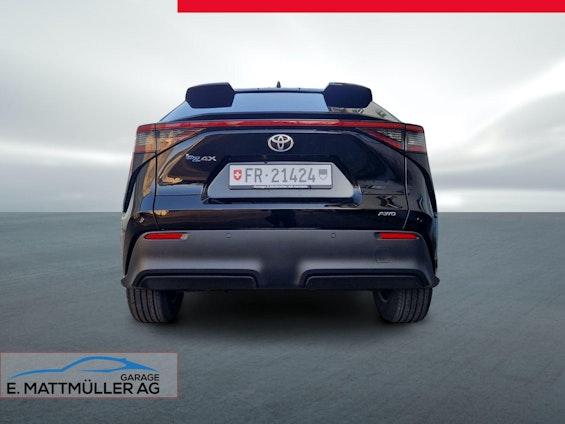 Vehicle image 8 Vehicle image 8