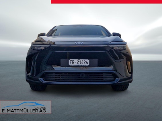 Vehicle image 9 Vehicle image 9