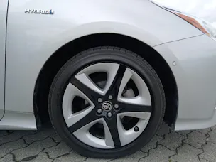 Toyota Prius 1.8 VVTi HSD Sol Premium
