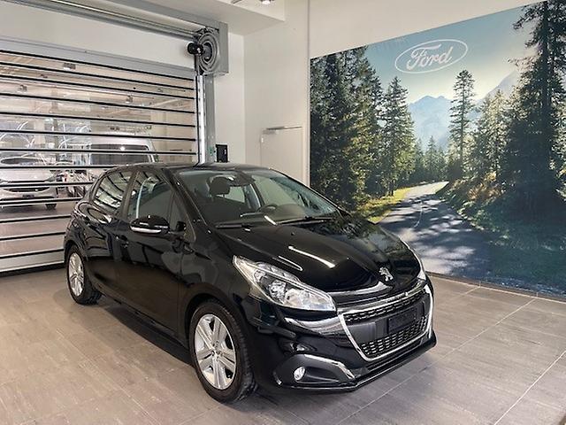 PEUGEOT 208 1.2 PureTech Signature S/S: Jetzt Probefahrt buchen!