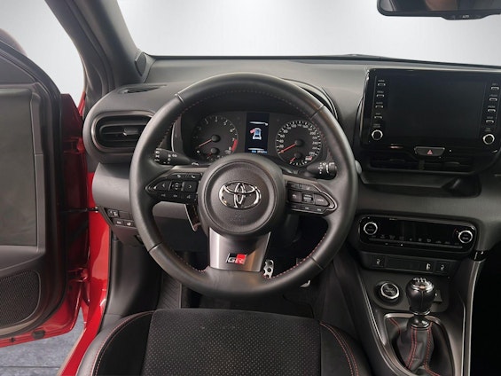 Vehicle image 12 Vehicle image 12