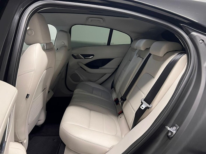 Vehicle image JAGUAR I-PACE