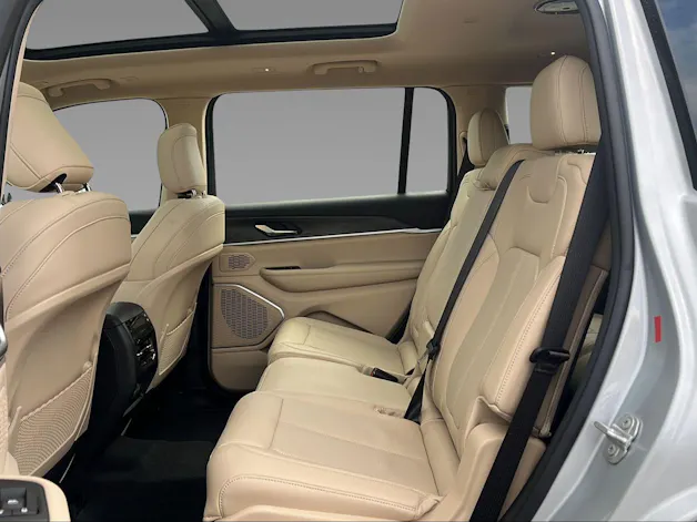 Jeep Grand Cherokee 2022 L 3.6 V6 Limited 4x4 7-Plätzer