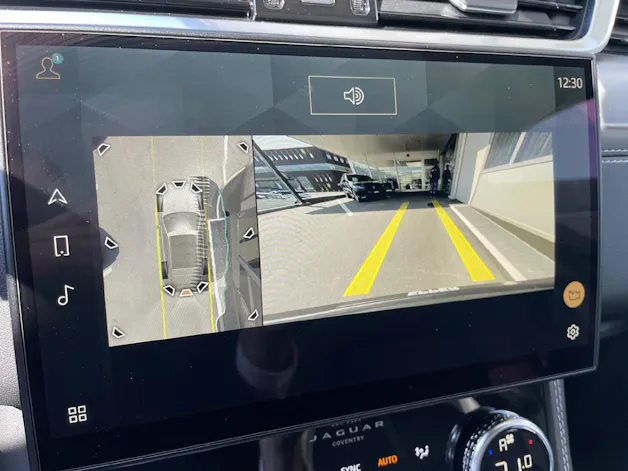 Jaguar F-Pace 3.0 D I6 R-Dynamic SE