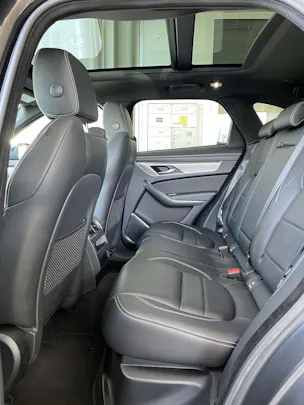 Jaguar F-Pace 3.0 D I6 R-Dynamic SE