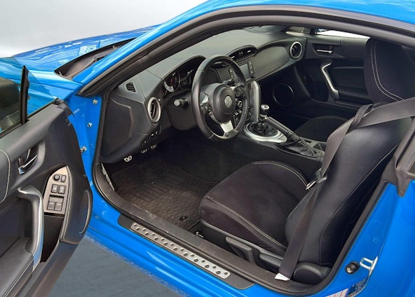 Vehicle image 15 Vehicle image 15