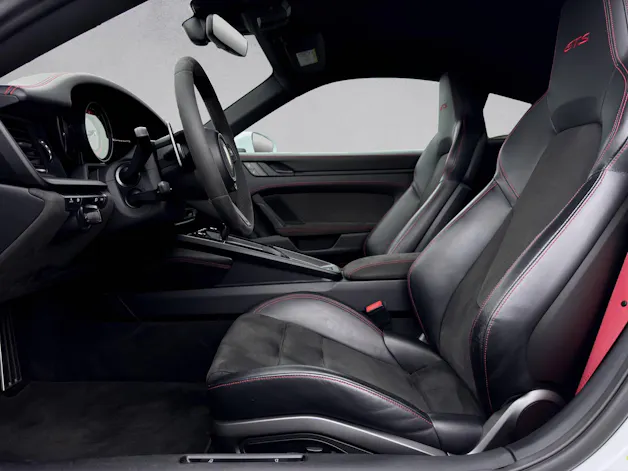 Porsche 911 Carrera 4 GTS PDK