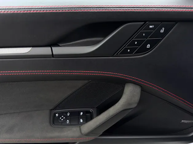 Porsche 911 Carrera 4 GTS PDK