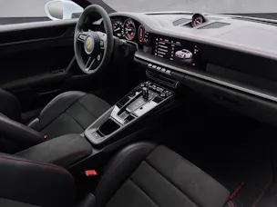 Porsche 911 Carrera 4 GTS PDK