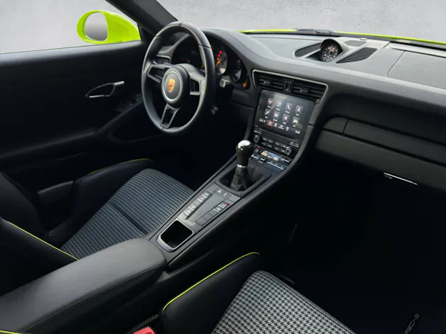 Porsche 911 GT3 Touring