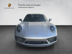 Porsche 911 Carrera 4 GTS