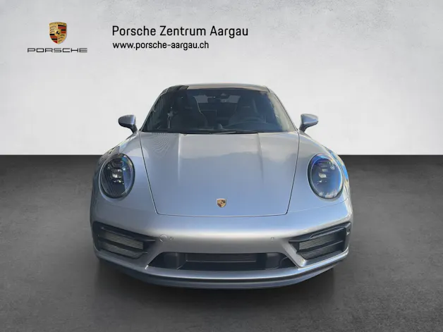 Porsche 911 Carrera 4 GTS
