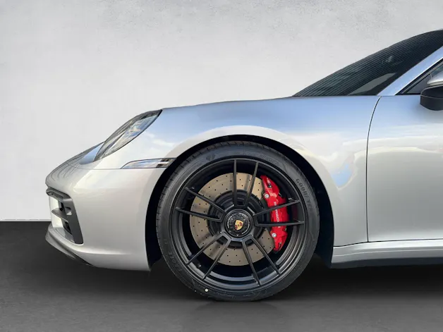Porsche 911 Carrera 4 GTS