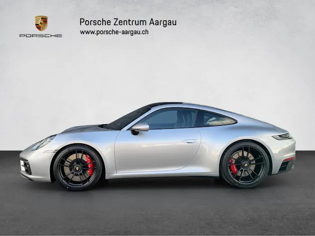 Porsche 911 Carrera 4 GTS