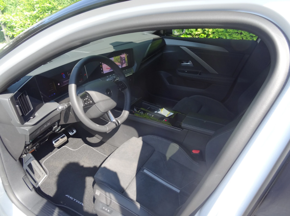 Vehicle image 6 Vehicle image 6