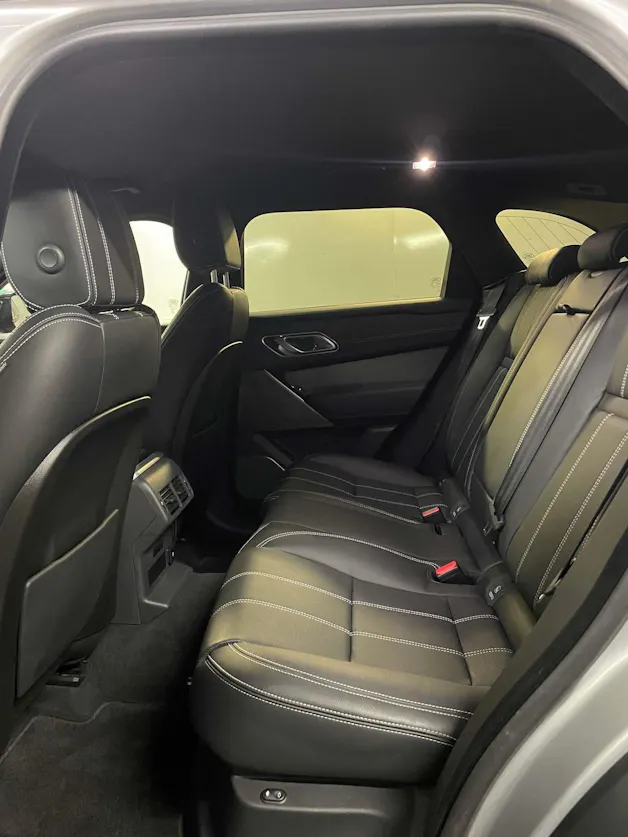 Land Rover Range Rover Velar 2.0 T P300 SE