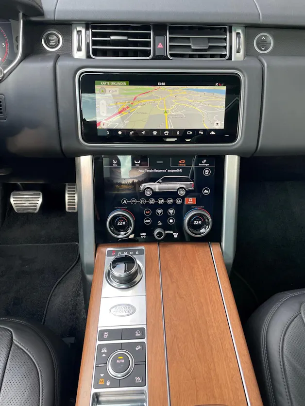 Land Rover Range Rover 4.4 SDV8 Vogue