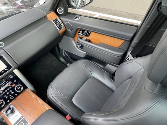 Vehicle image 10 Vehicle image 10