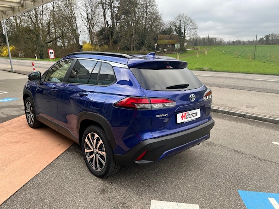 Vehicle image 21