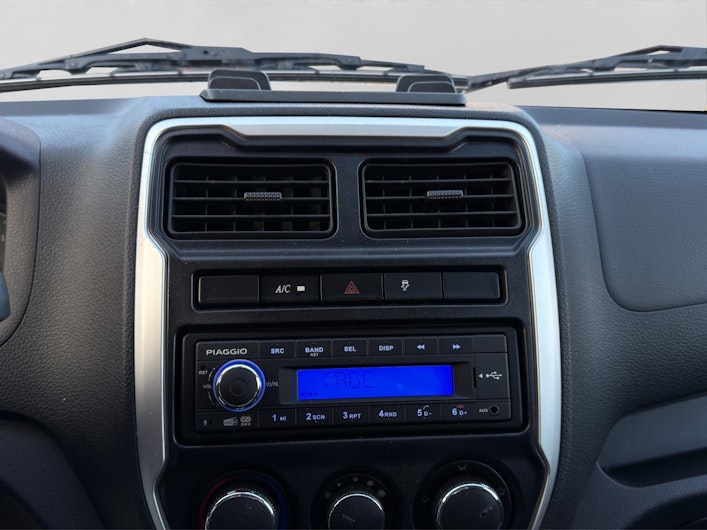 Vehicle image PIAGGIO PORTER