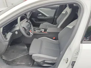 Opel Astra 1.5 D Swiss Plus
