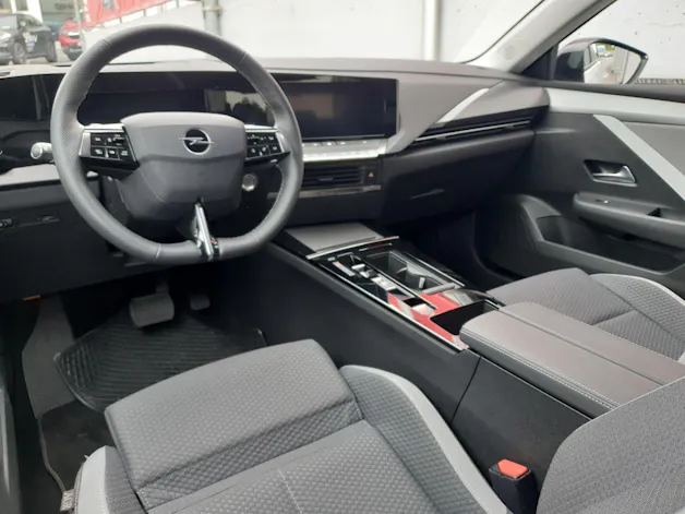 Opel Astra 1.5 D Swiss Plus