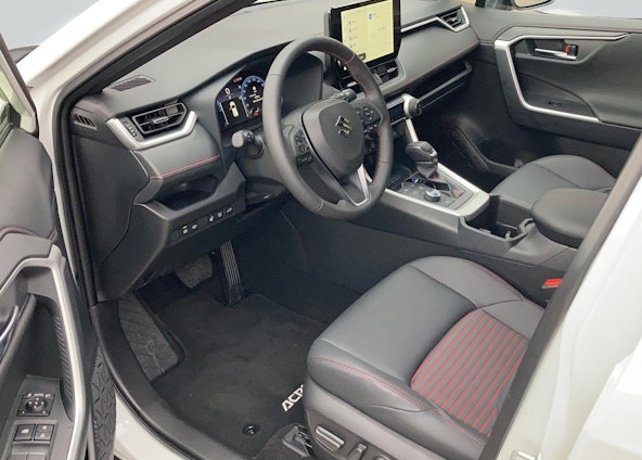 Vehicle image 6 Vehicle image 6