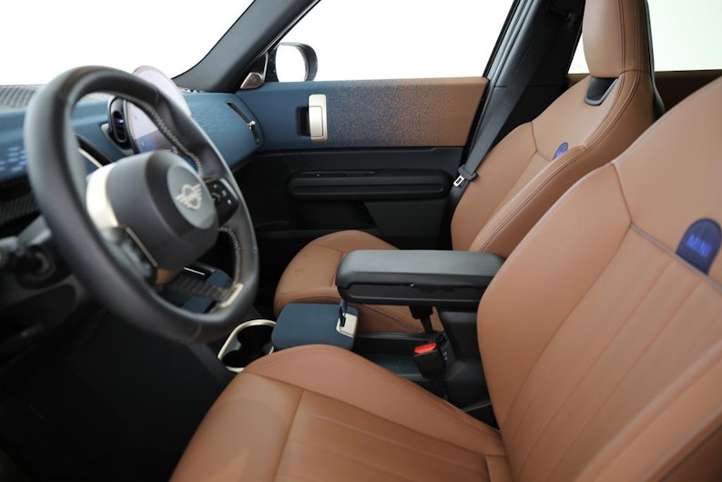 Vehicle image MINI COUNTRYMAN