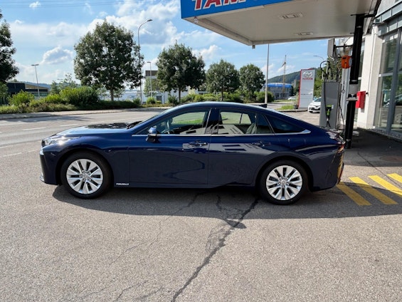 Vehicle image 5 Vehicle image 5