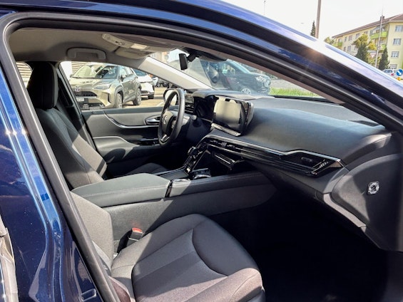 Vehicle image 11 Vehicle image 11