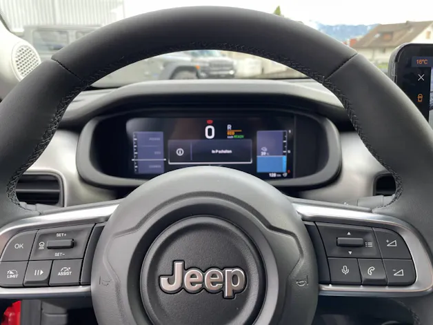 Jeep Avenger Summit