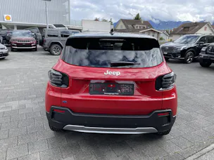 Jeep Avenger Summit