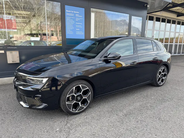 Opel Astra 1.2Turbo Swiss Plus
