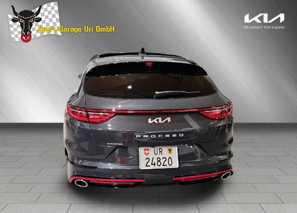 Vehicle image 4 Vehicle image 4