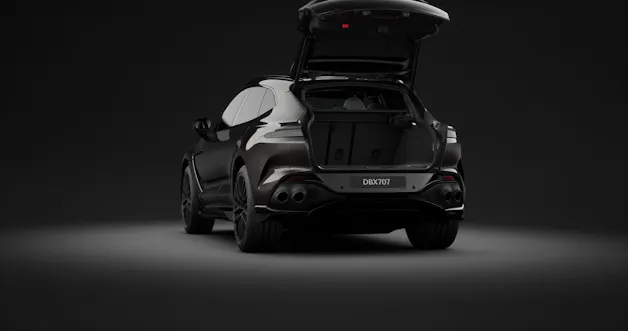 Aston Martin DBX 707 4.0 V8 Bi-Turbo