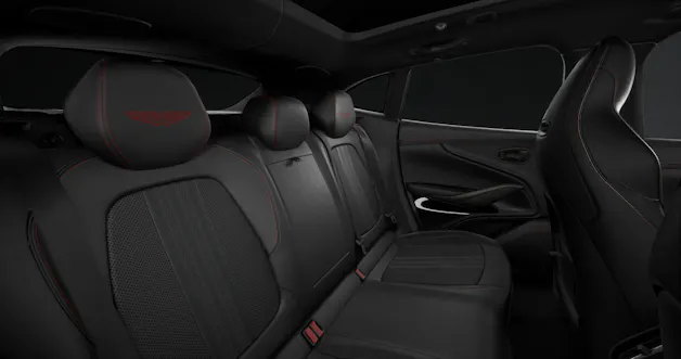 Aston Martin DBX 707 4.0 V8 Bi-Turbo