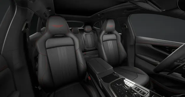 Aston Martin DBX 707 4.0 V8 Bi-Turbo