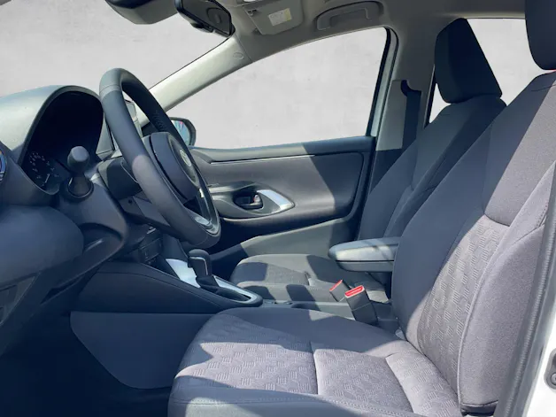 Toyota Yaris 1.5 VVT-i HSD Comfort