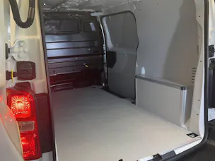 Fiat Scudo-E Kw L2 50 kWh Business Swiss Worker