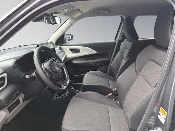 Vehicle image 8 Vehicle image 8