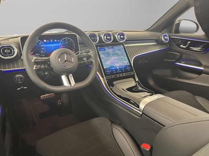 Vehicle image MERCEDES-BENZ C 220