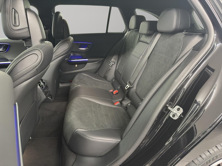 Vehicle image MERCEDES-BENZ C 220