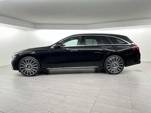 MERCEDES-BENZ E 220 d AMG Line 4matic Kombi 3