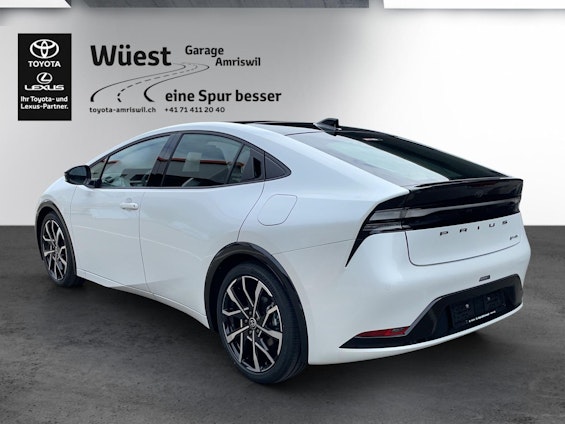 Vehicle image 2 Vehicle image 2