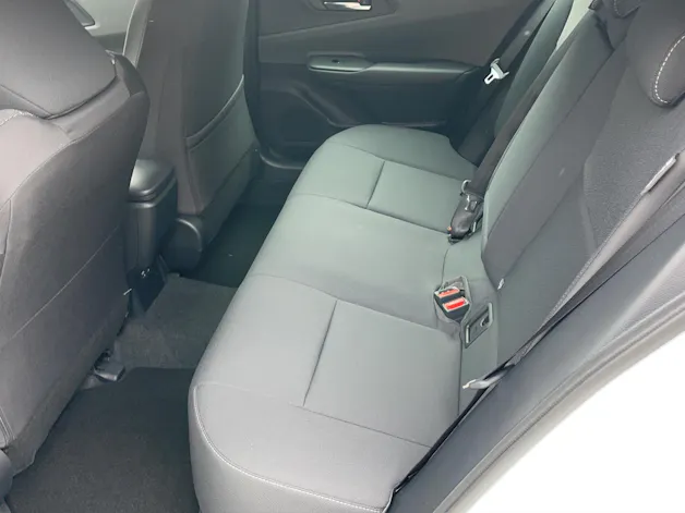 Toyota Prius 2.0 Plug-In-Hybrid Style