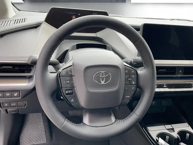 Toyota Prius 2.0 Plug-In-Hybrid Style