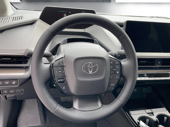 Vehicle image 9 Vehicle image 9