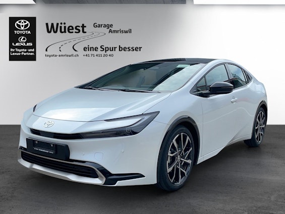 First vehicle image First vehicle image