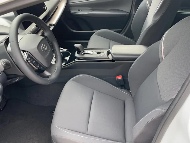 Toyota Prius 2.0 Plug-In-Hybrid Style